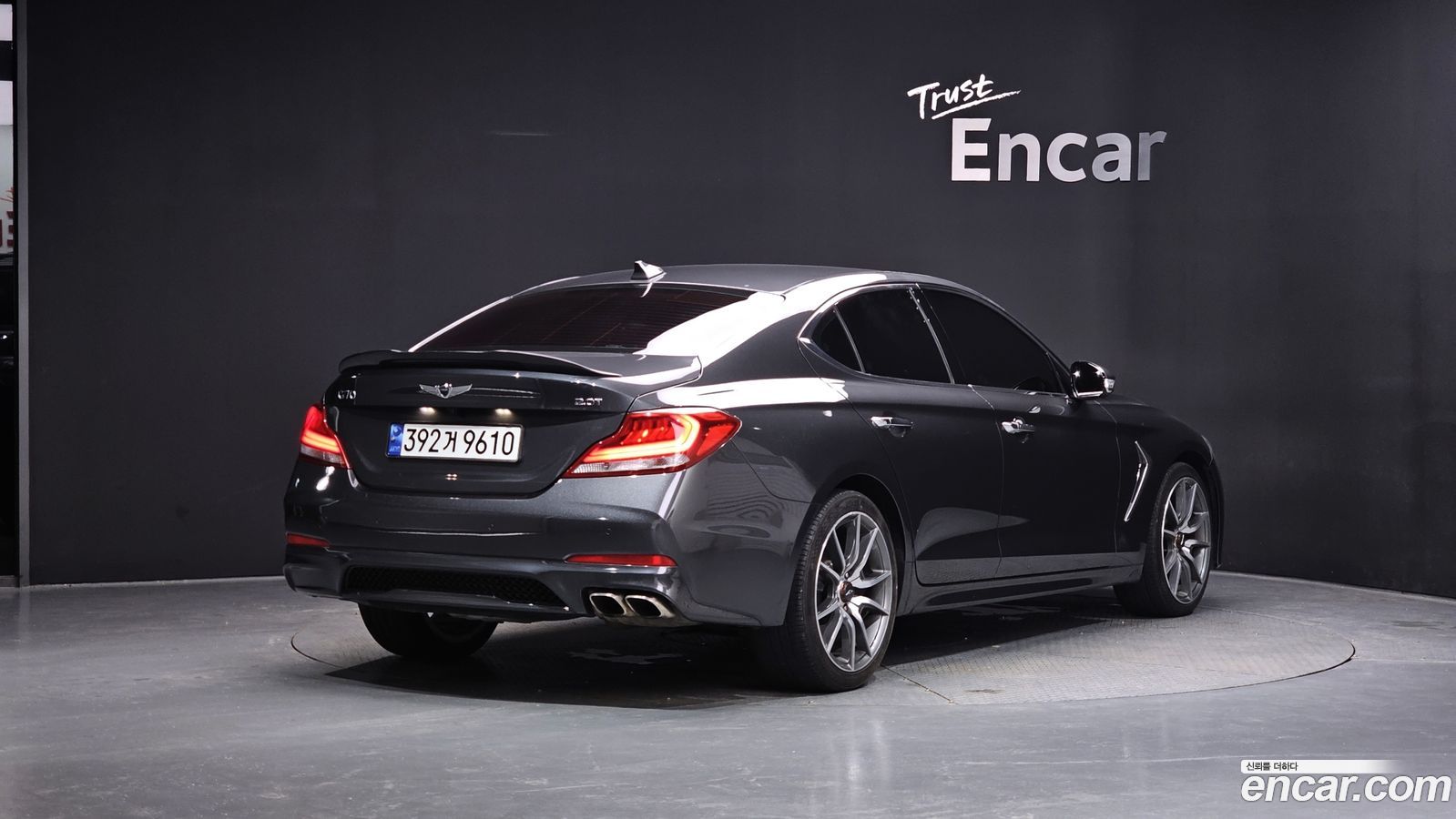 Genesis G70