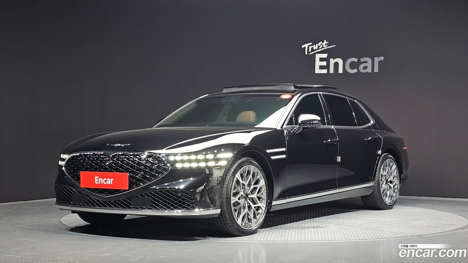 Genesis G90
