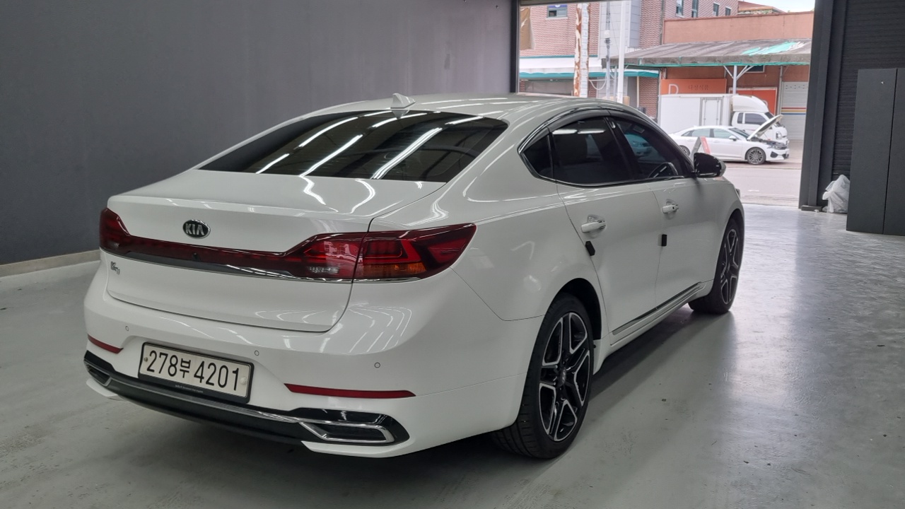 Kia K7