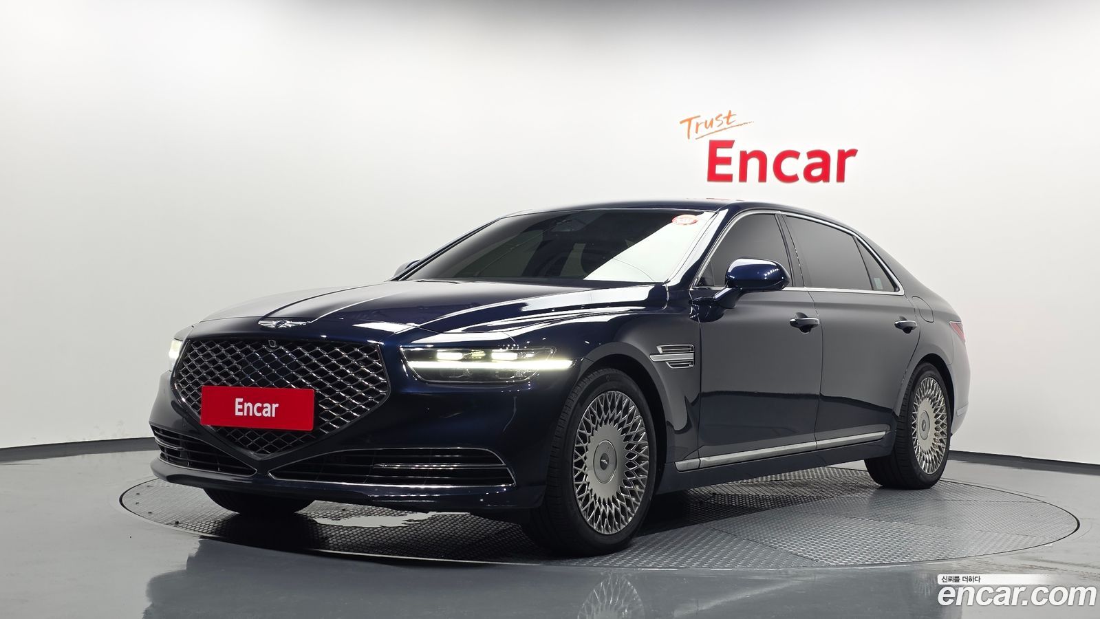 Genesis G90