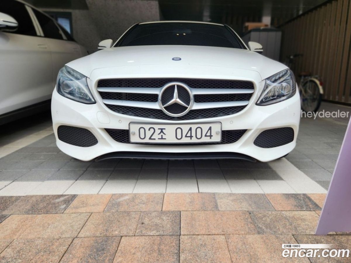 Mercedes-Benz C-Class