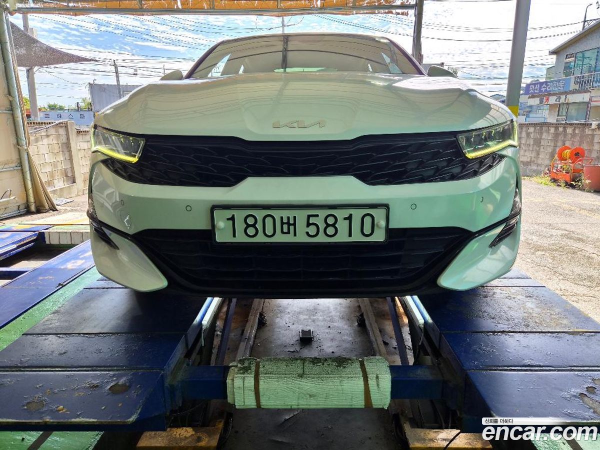 Kia K5 Mk3