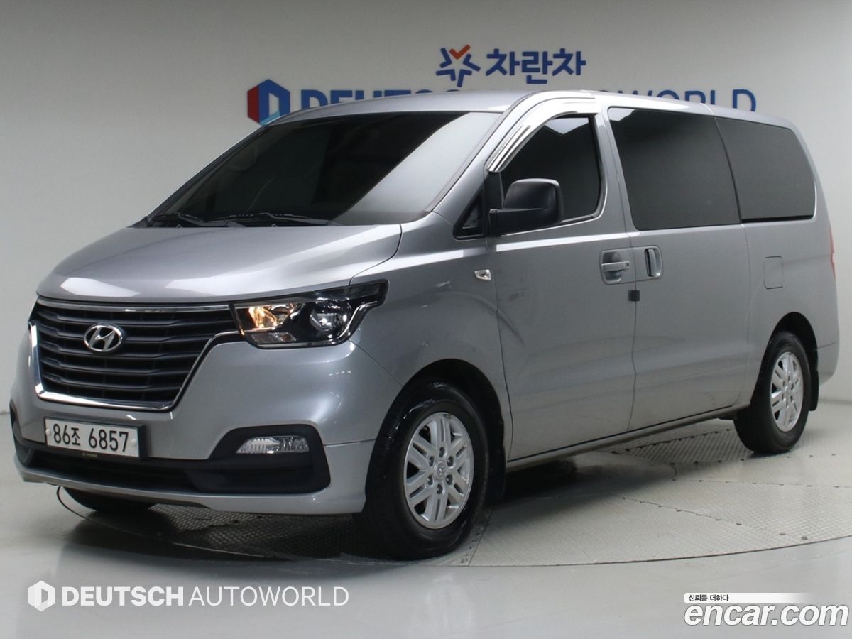 Hyundai Starex