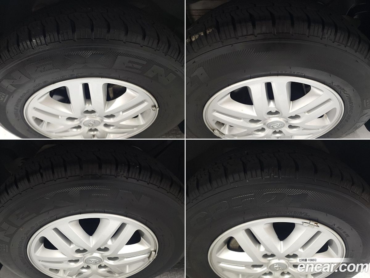 Hyundai Starex