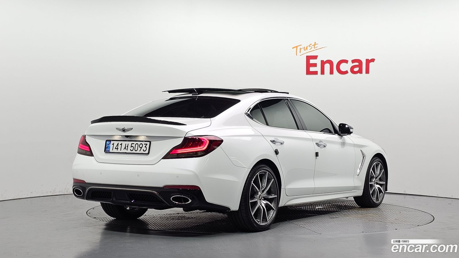 Genesis G70
