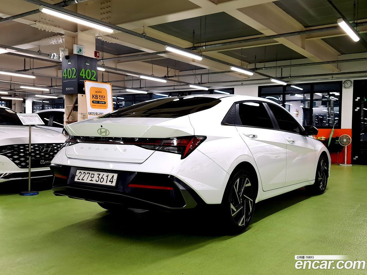 Hyundai AVANTE
