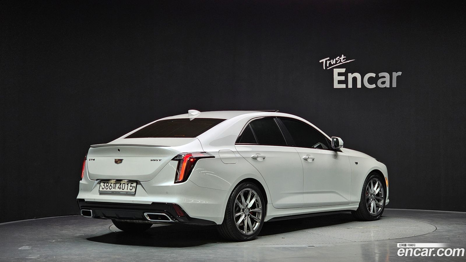 Cadillac CT4