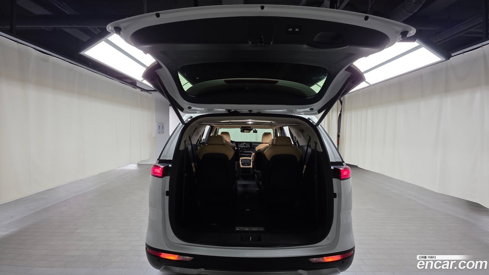 Kia Canival Mk4
