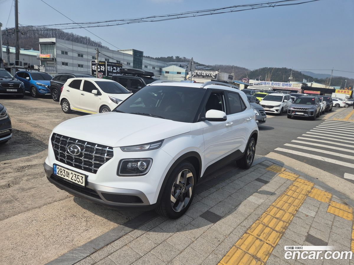 Hyundai Venue