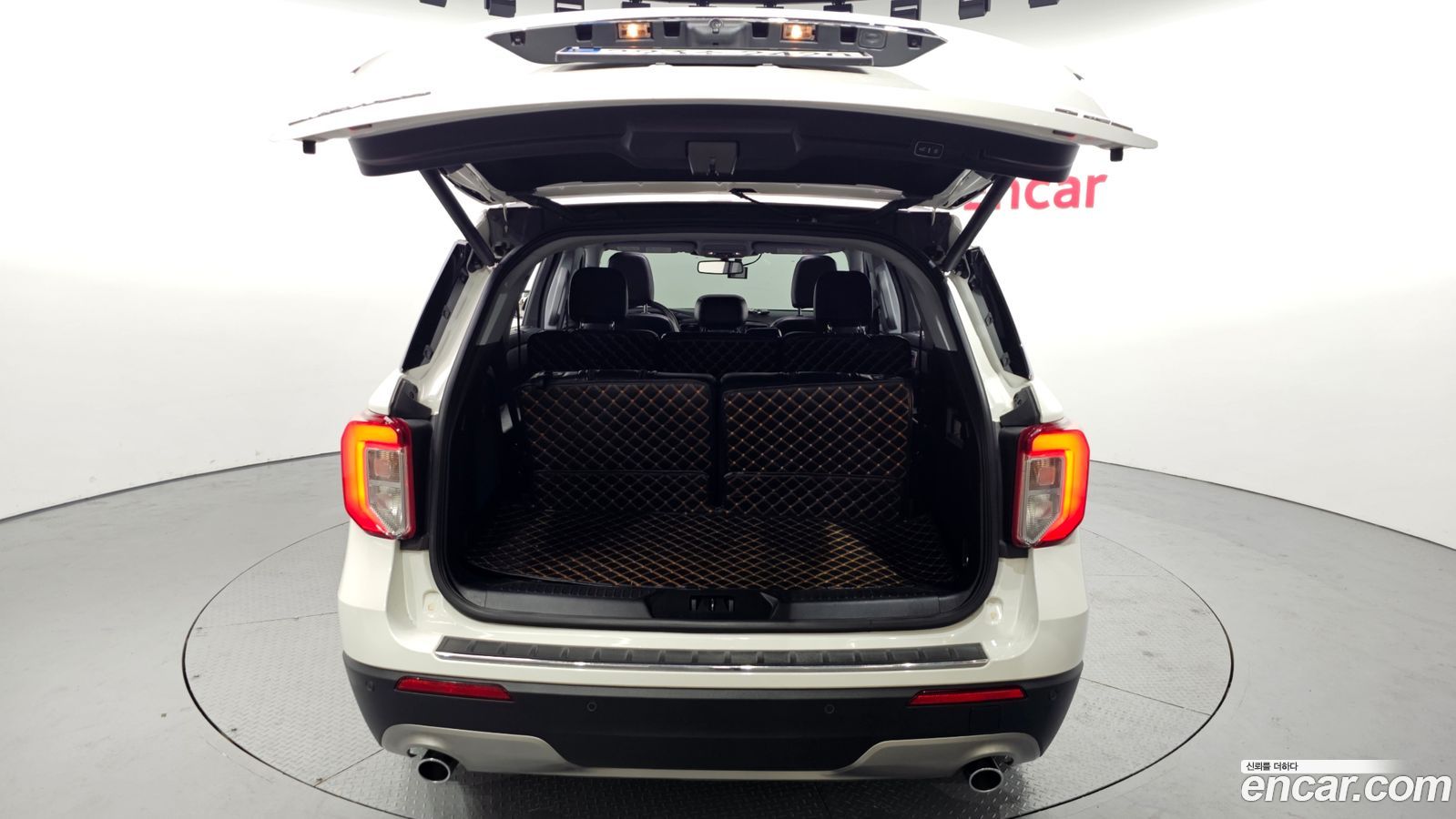 Ford Explorer Mk6