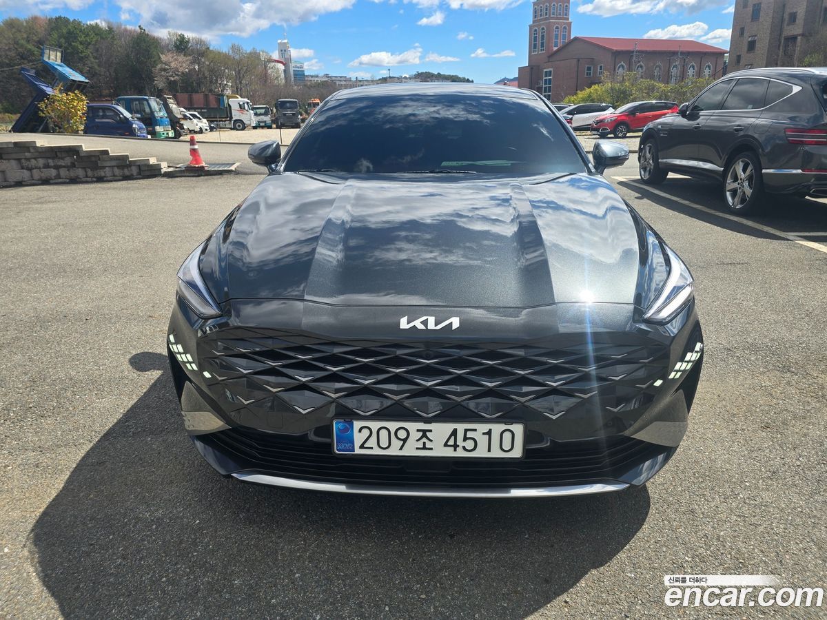 Kia K8