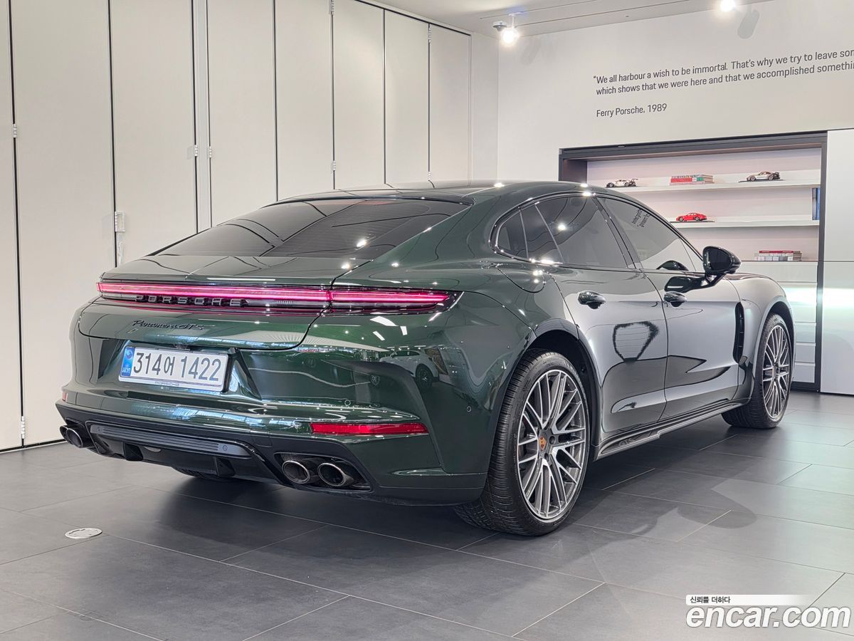 Porsche Panamera
