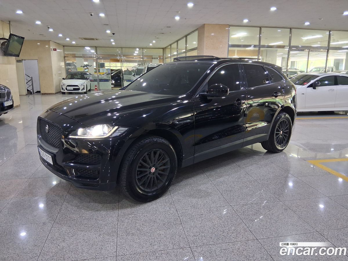 Jaguar F-PACE