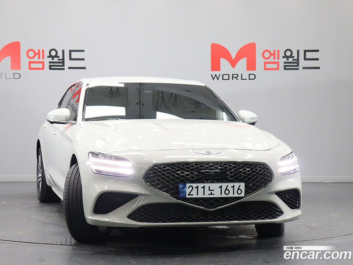 Genesis G70