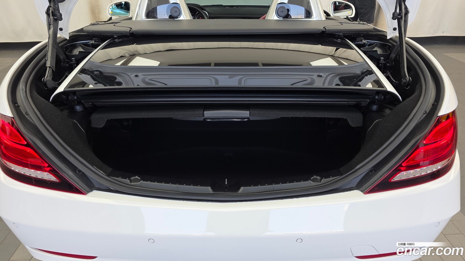 Mercedes-Benz SLC-Class
