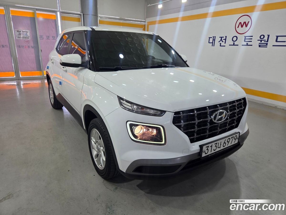 Hyundai Venue