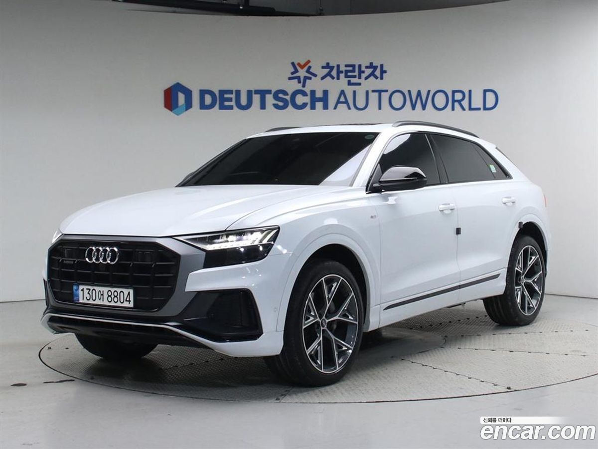 Audi Q8