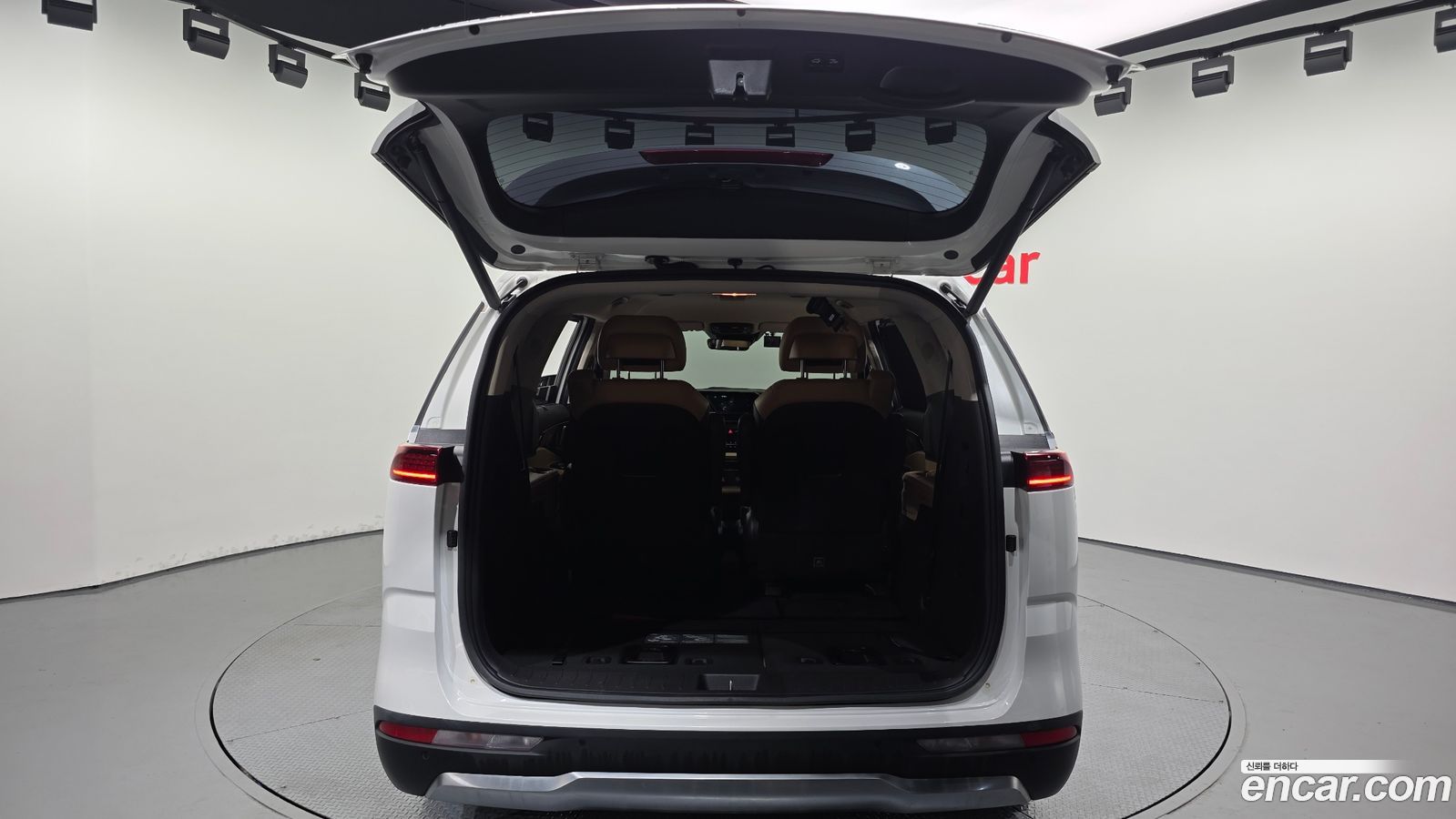 Kia Canival Mk4