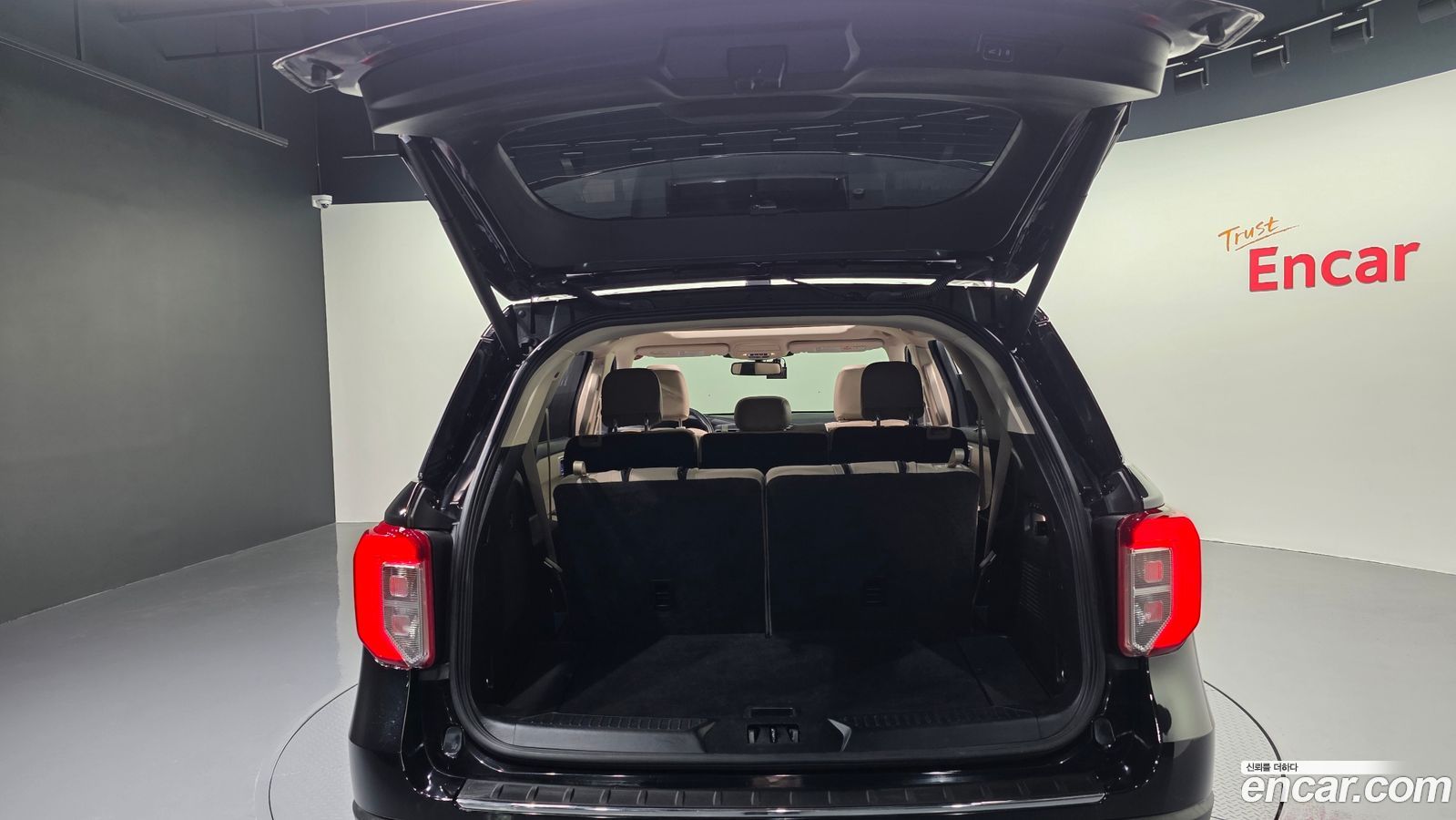 Ford Explorer Mk6