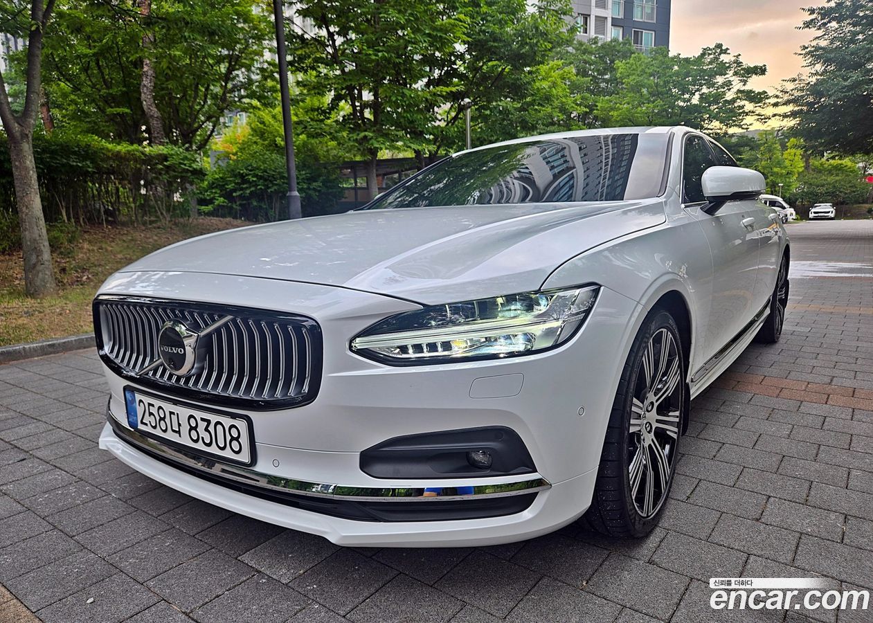 Volvo S90