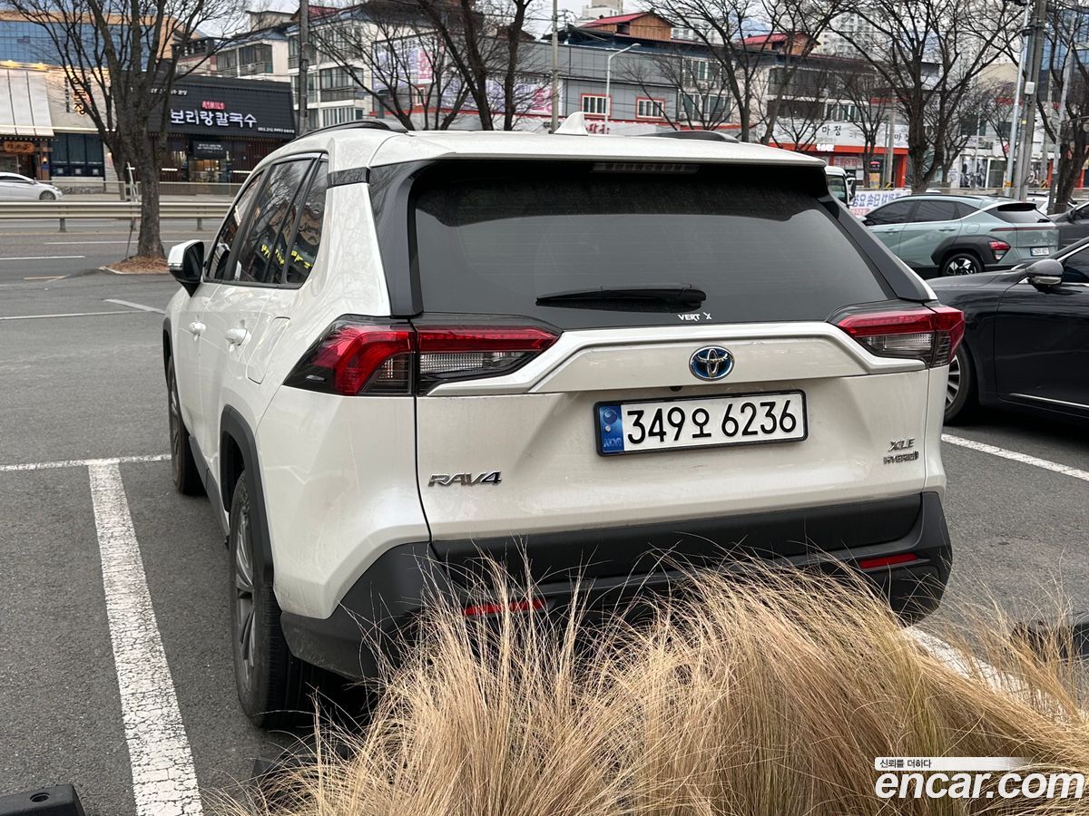 Toyota RAV4 Mk5
