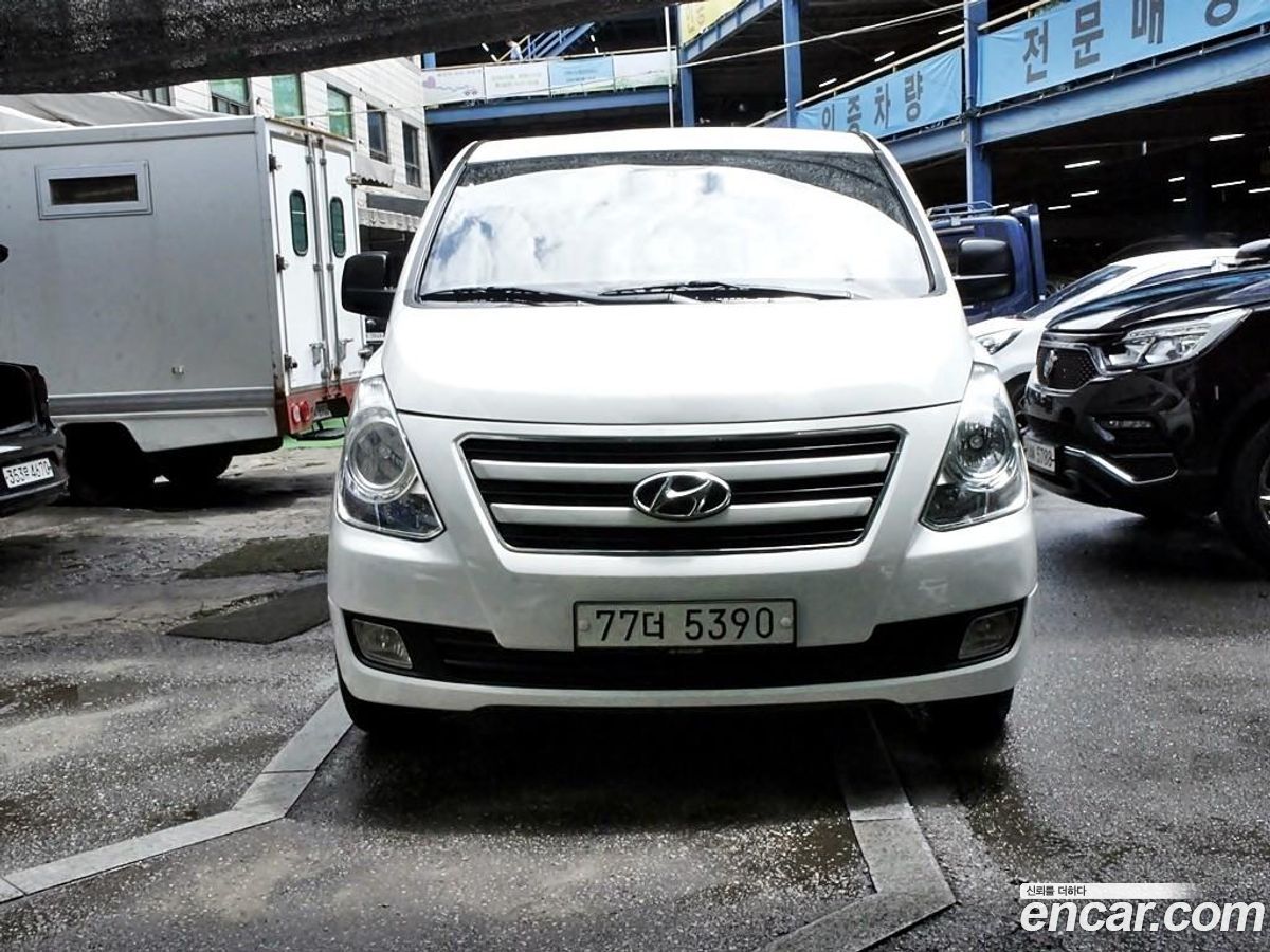 Hyundai Starex