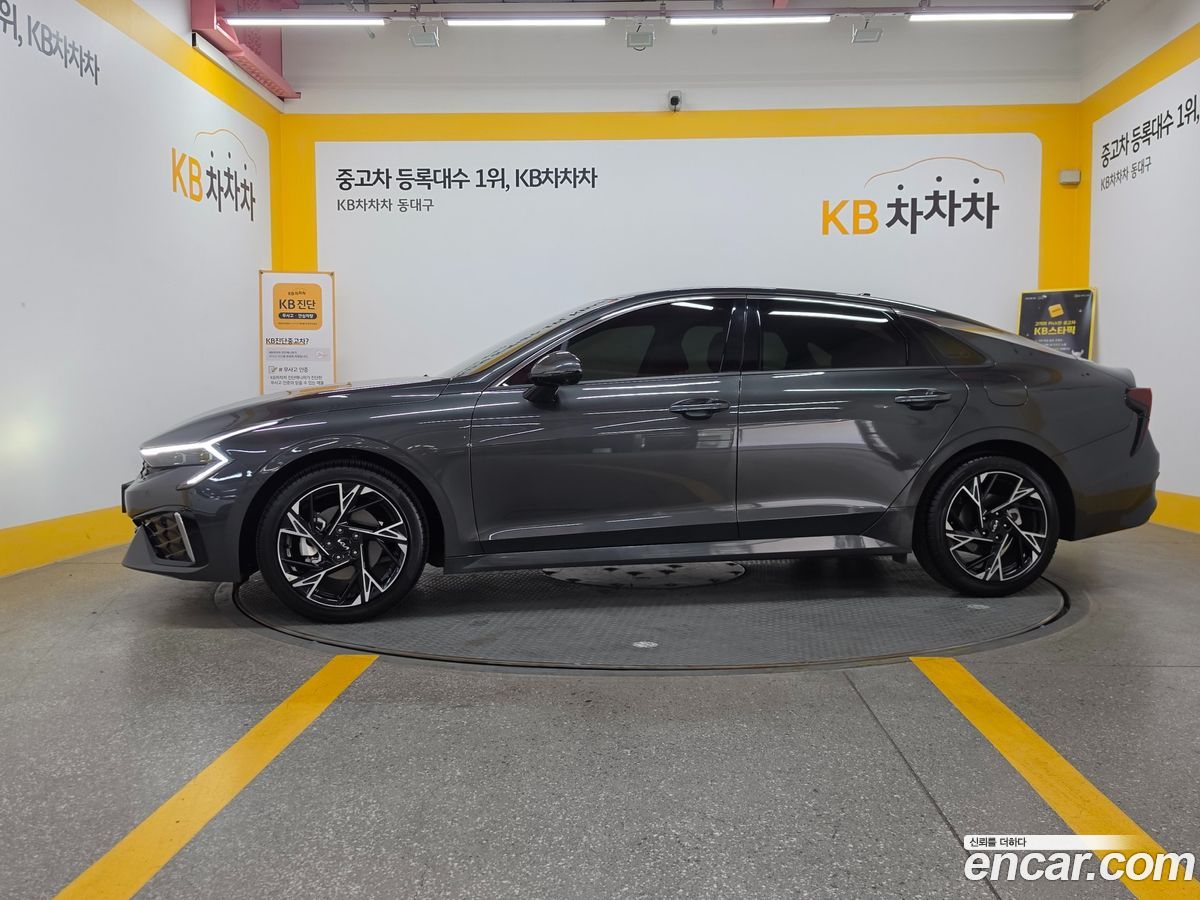 Kia K5 Mk3