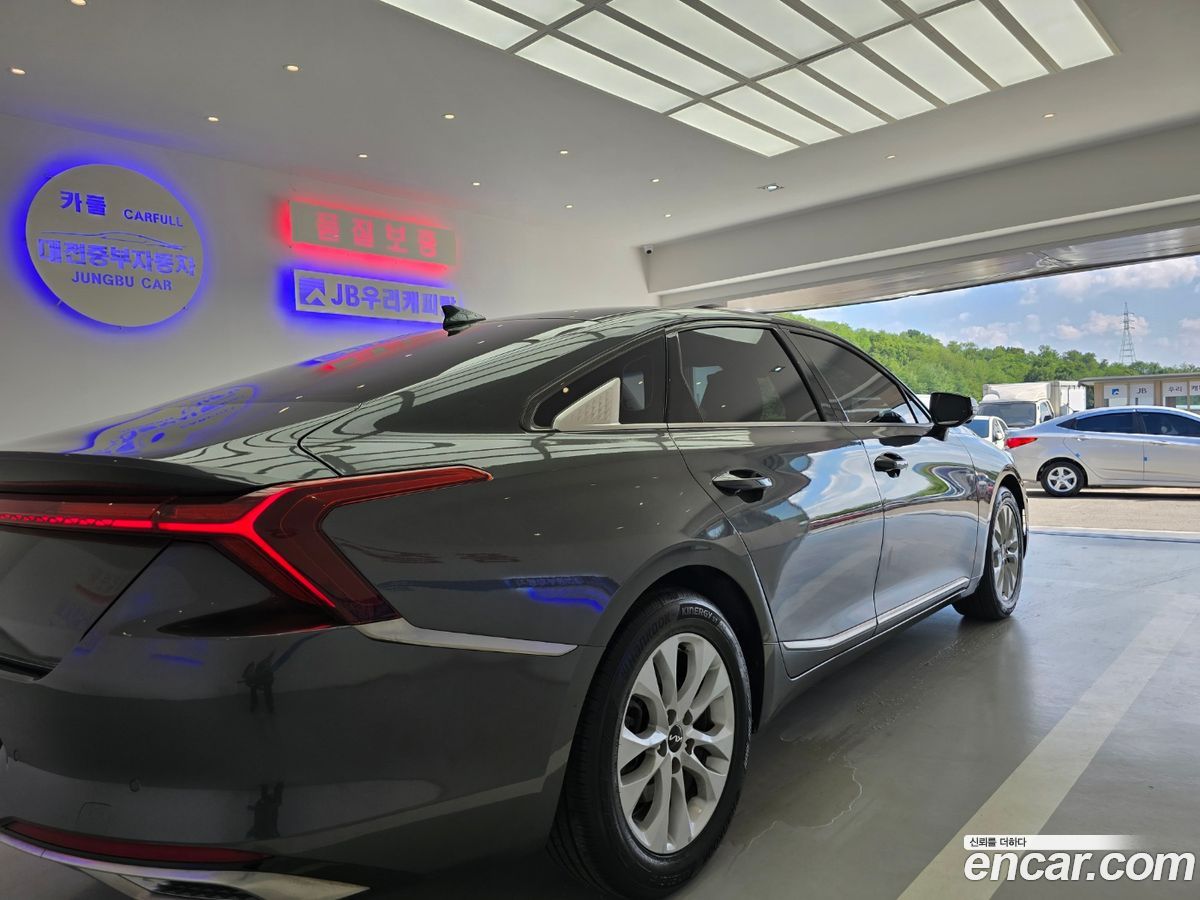 Kia K8
