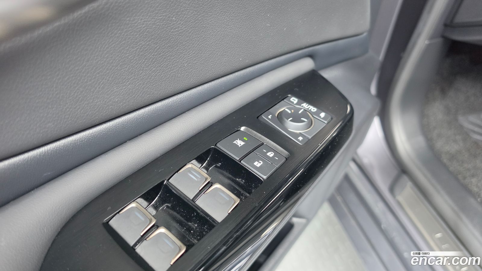 Lexus ES Mk7
