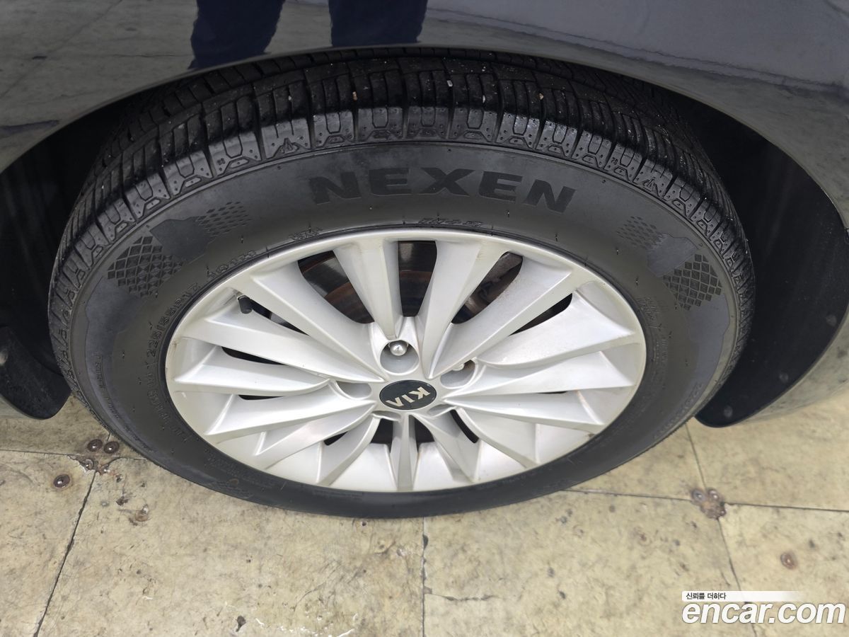Kia K7