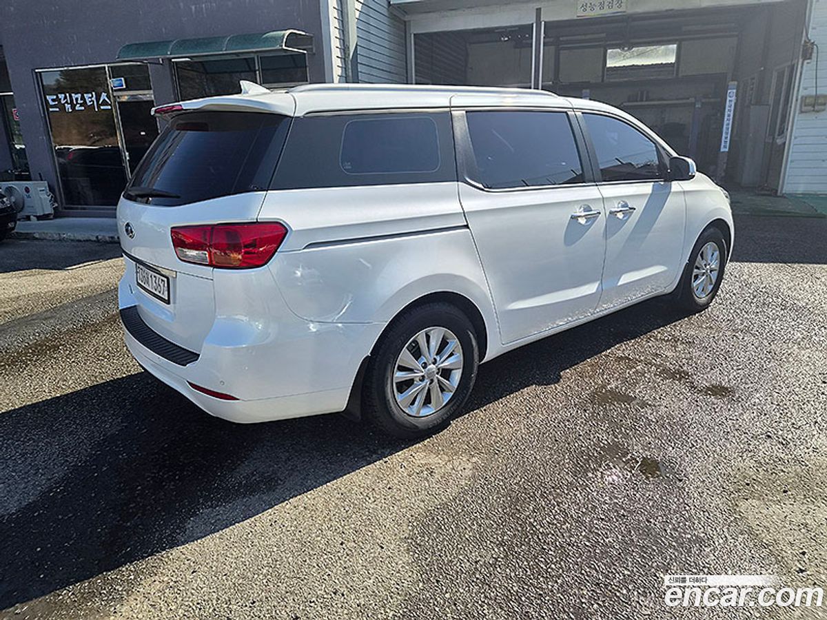 Kia Canival