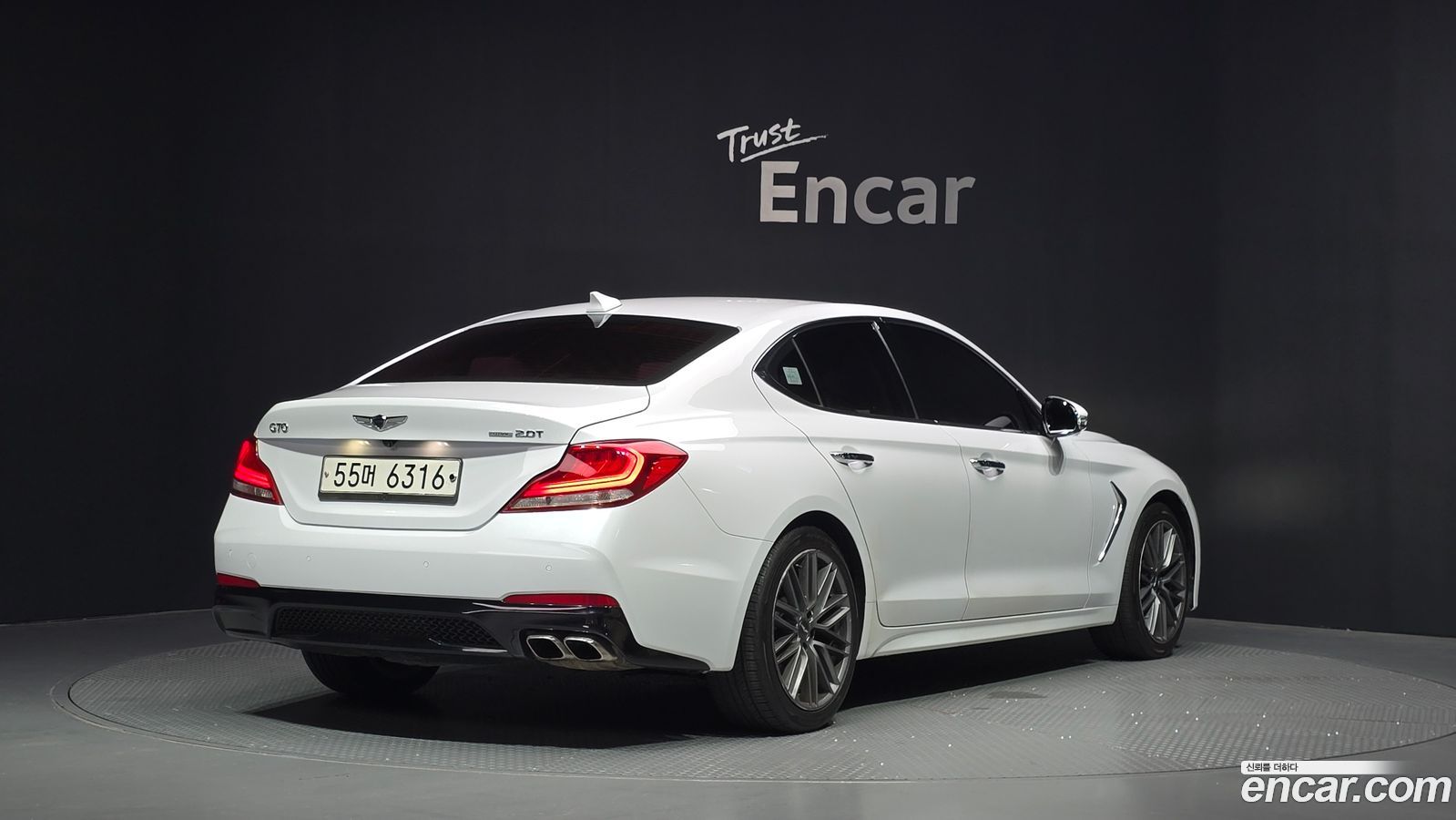 Genesis G70