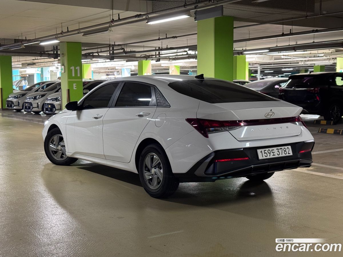 Hyundai AVANTE