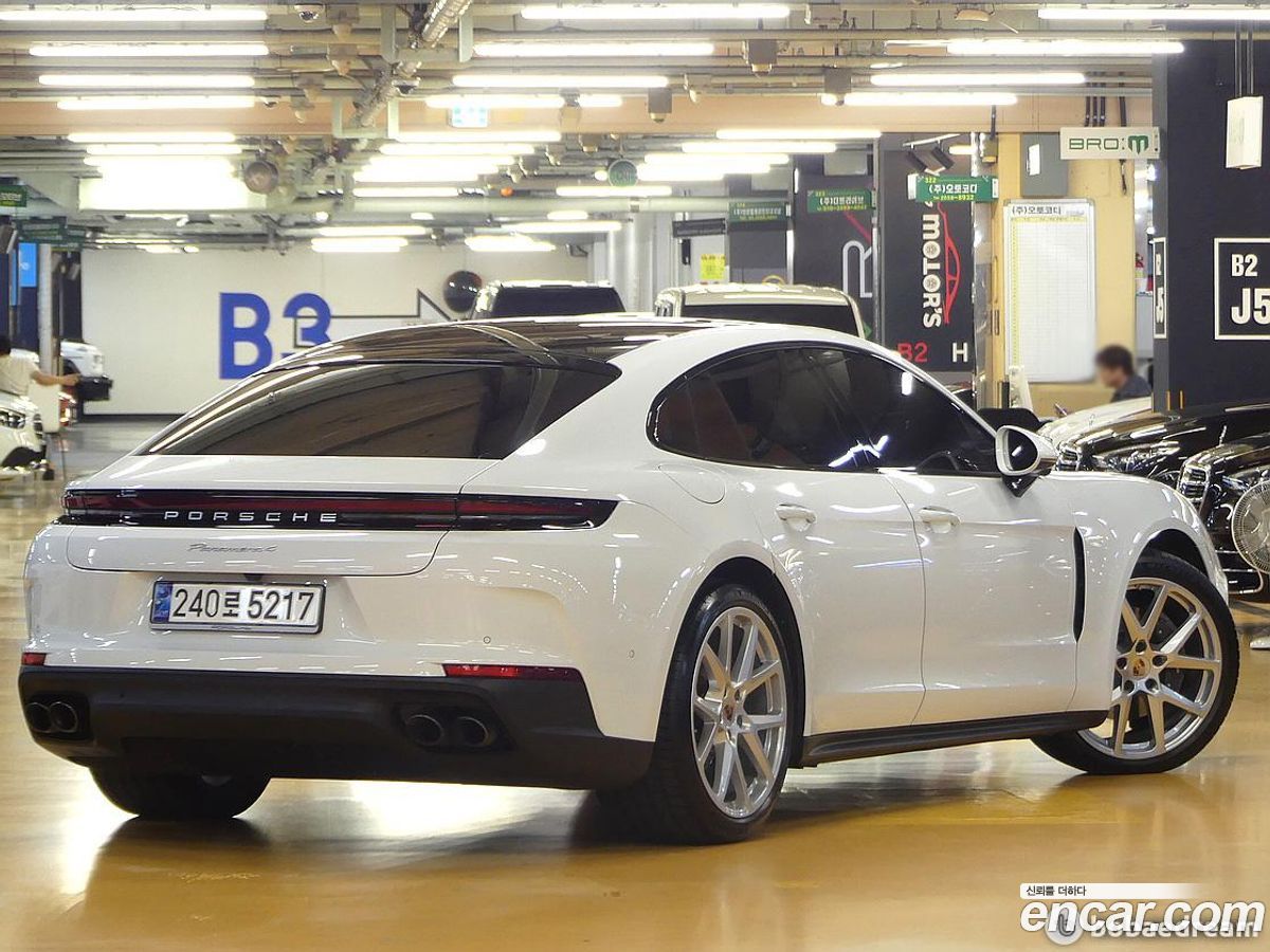 Porsche Panamera