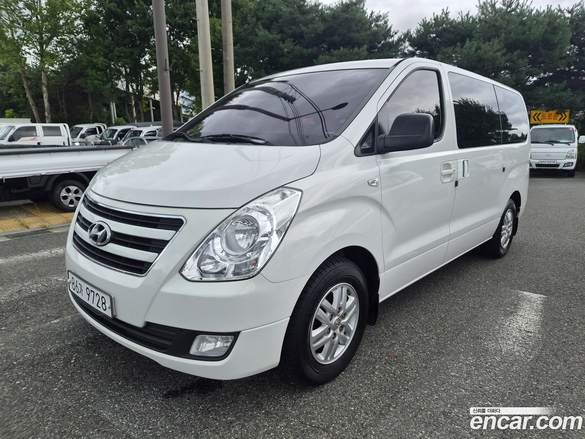 Hyundai Starex