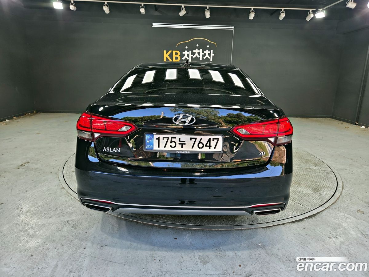 Hyundai Aslan
