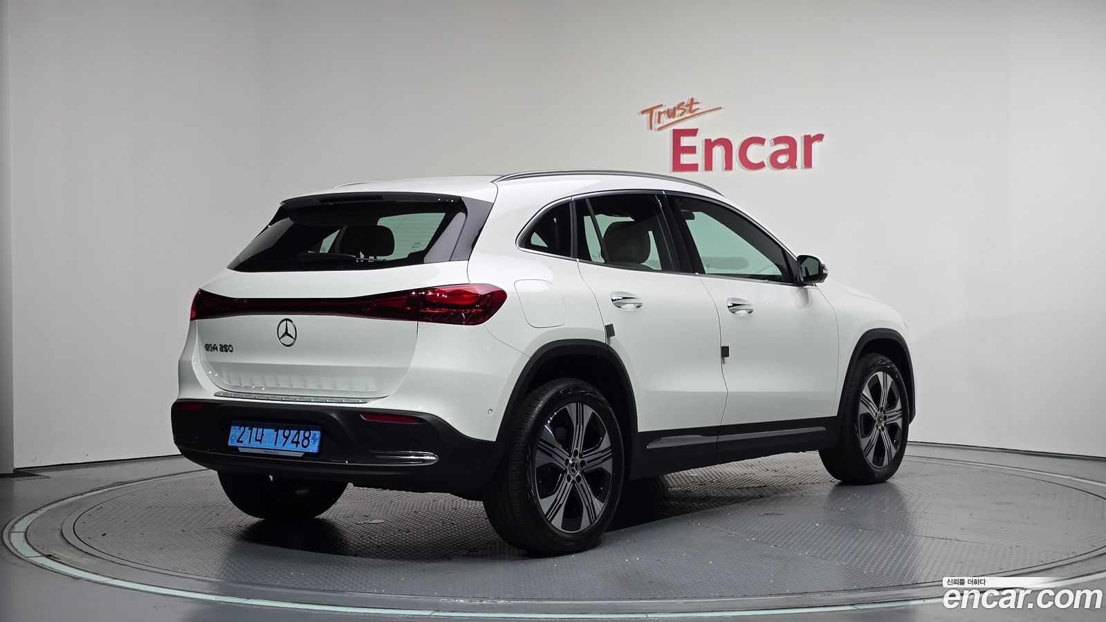 Mercedes-Benz EQA