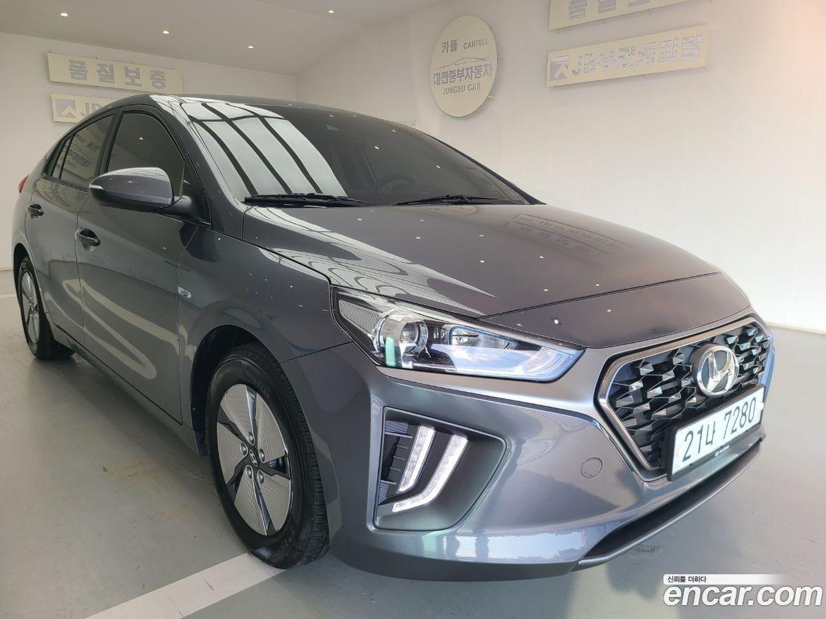 Hyundai Ioniq