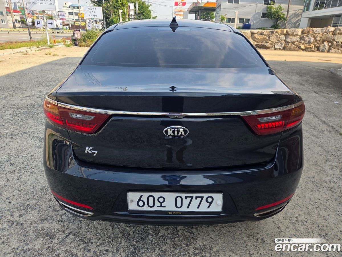 Kia K7