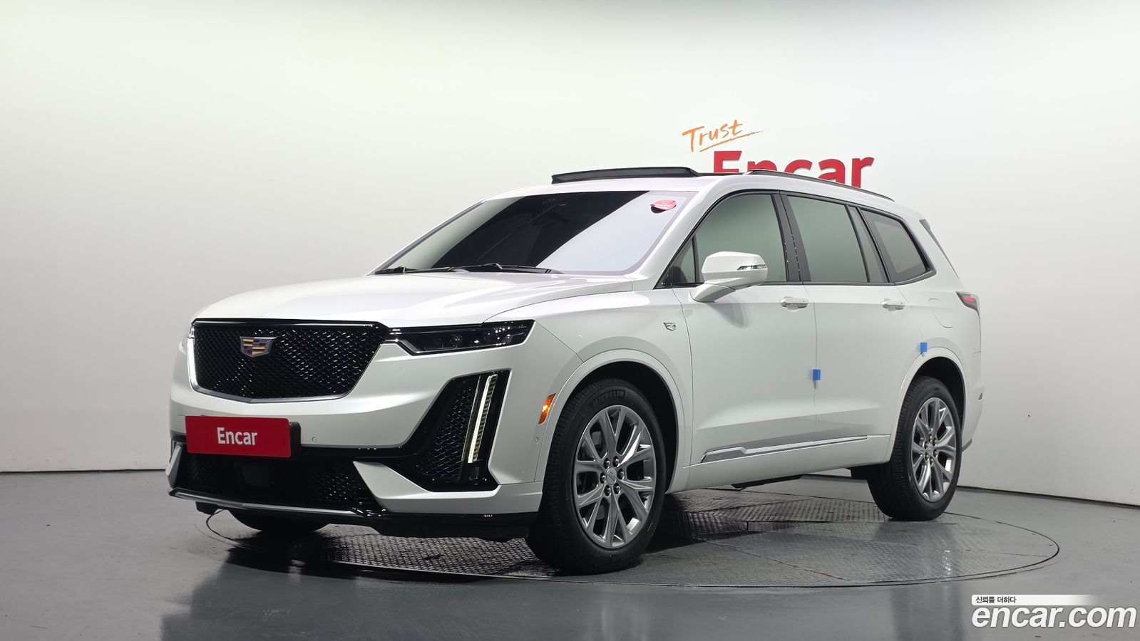 Cadillac XT6