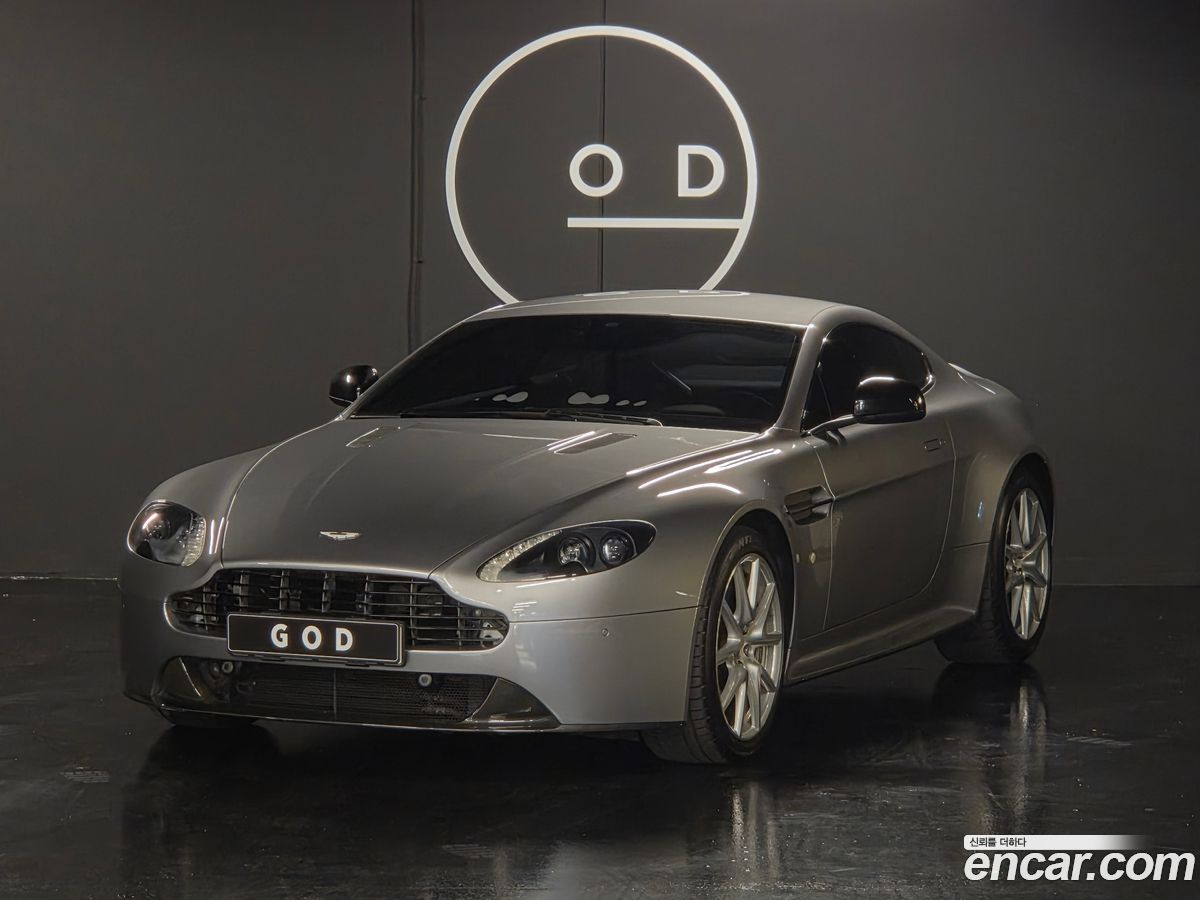 Astonmartin V8 Vantage