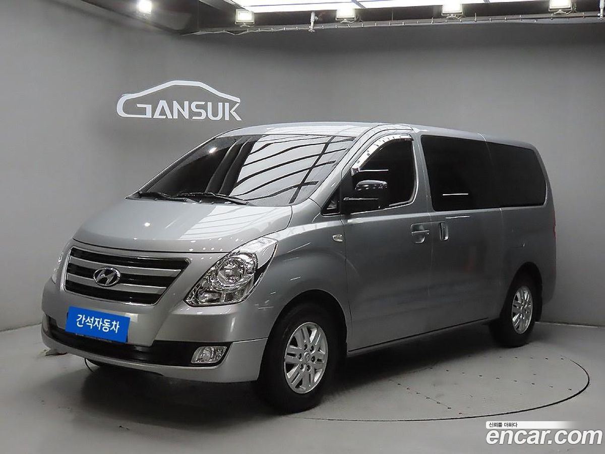 Hyundai Starex