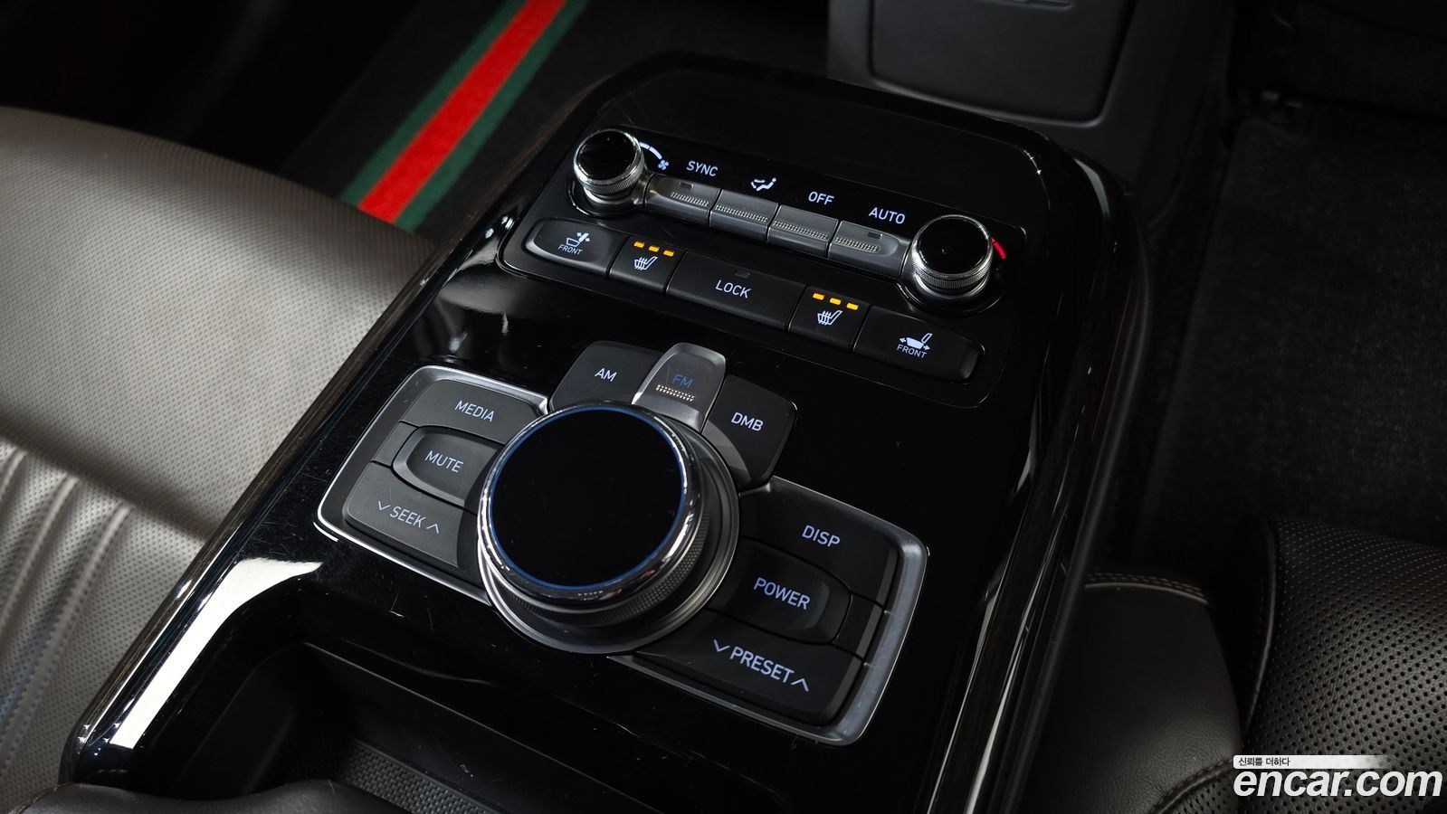 Genesis EQ900