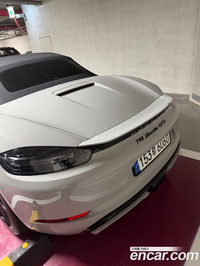 Porsche 718