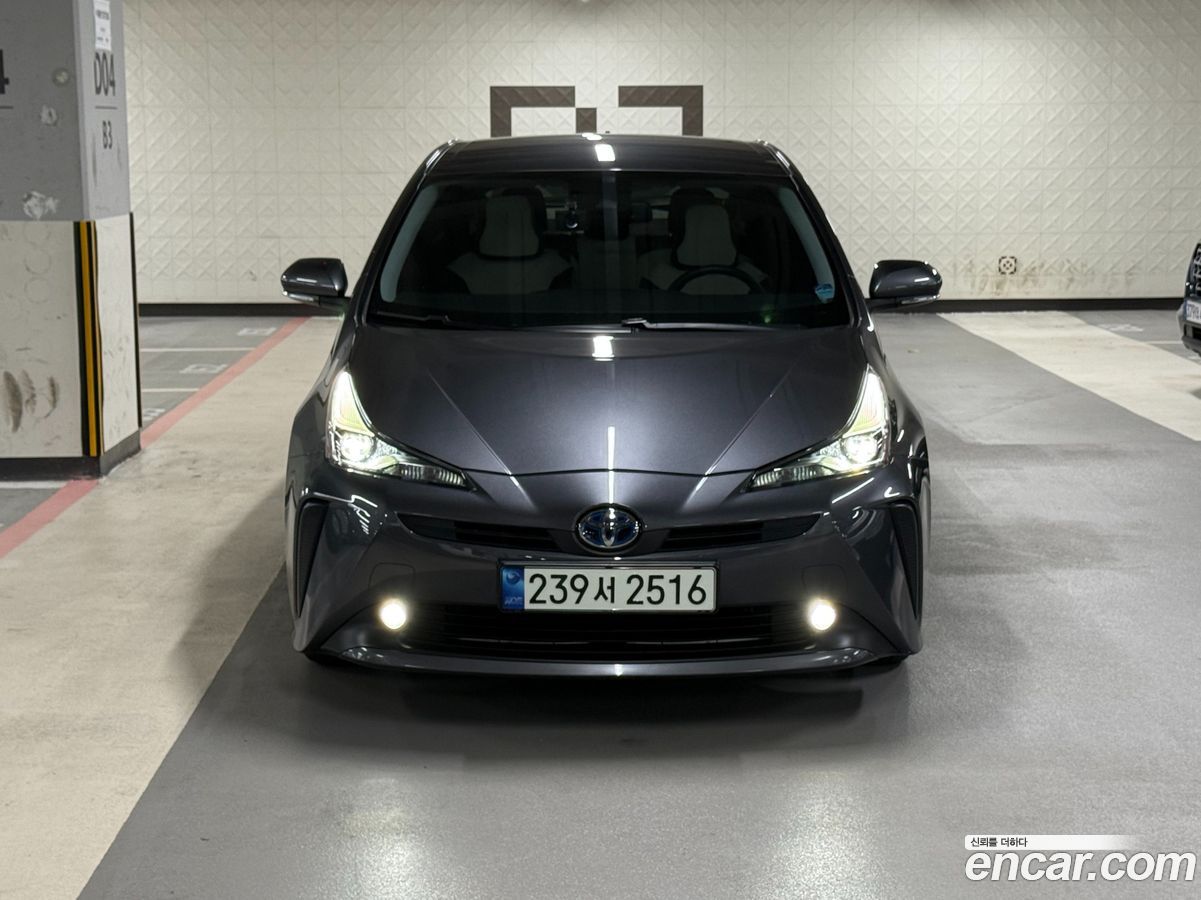 Toyota Prius Mk4