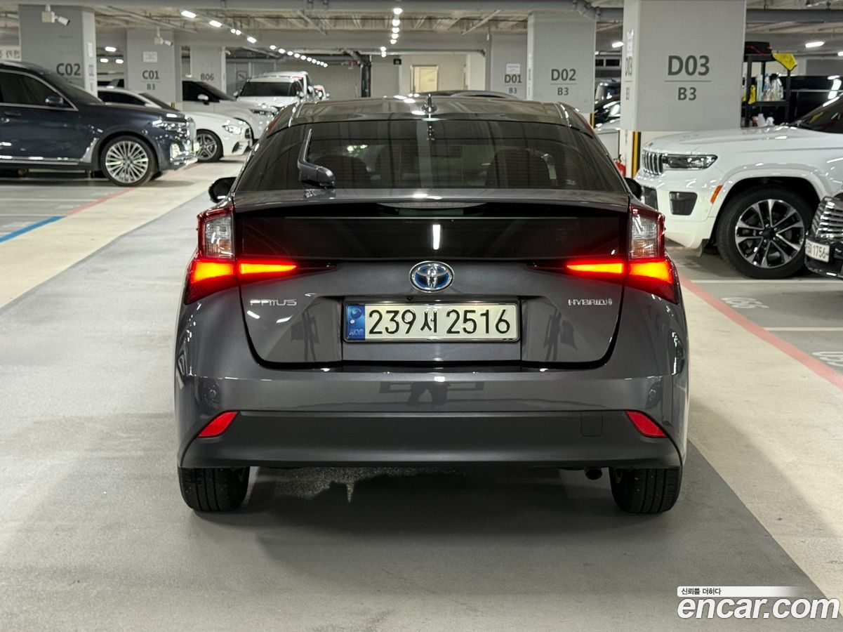 Toyota Prius Mk4