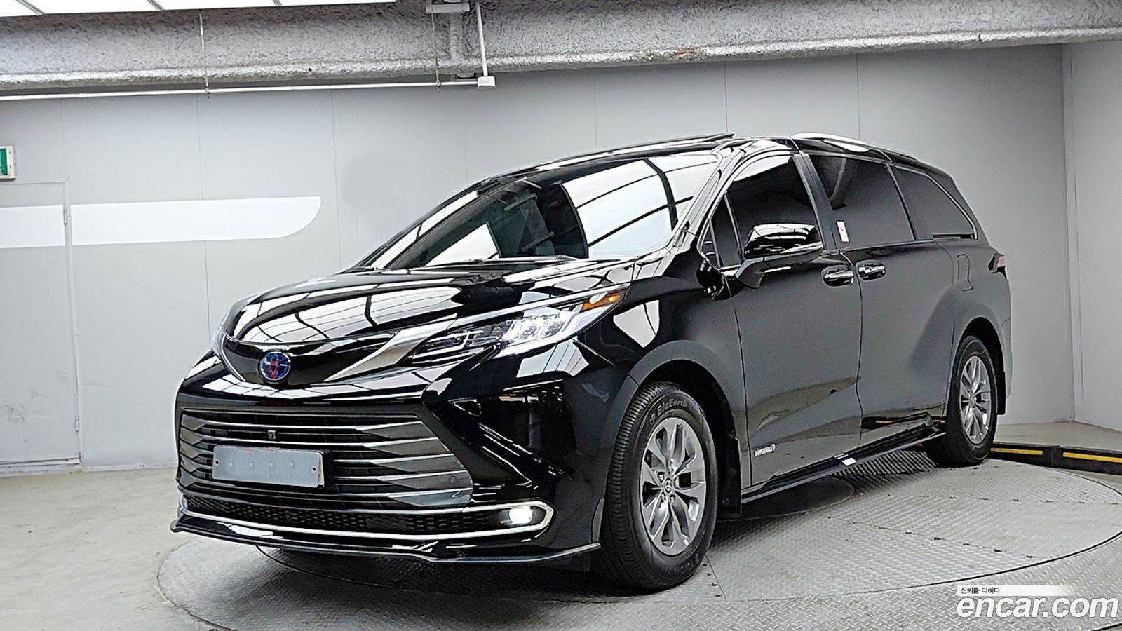 Toyota Sienna Mk4