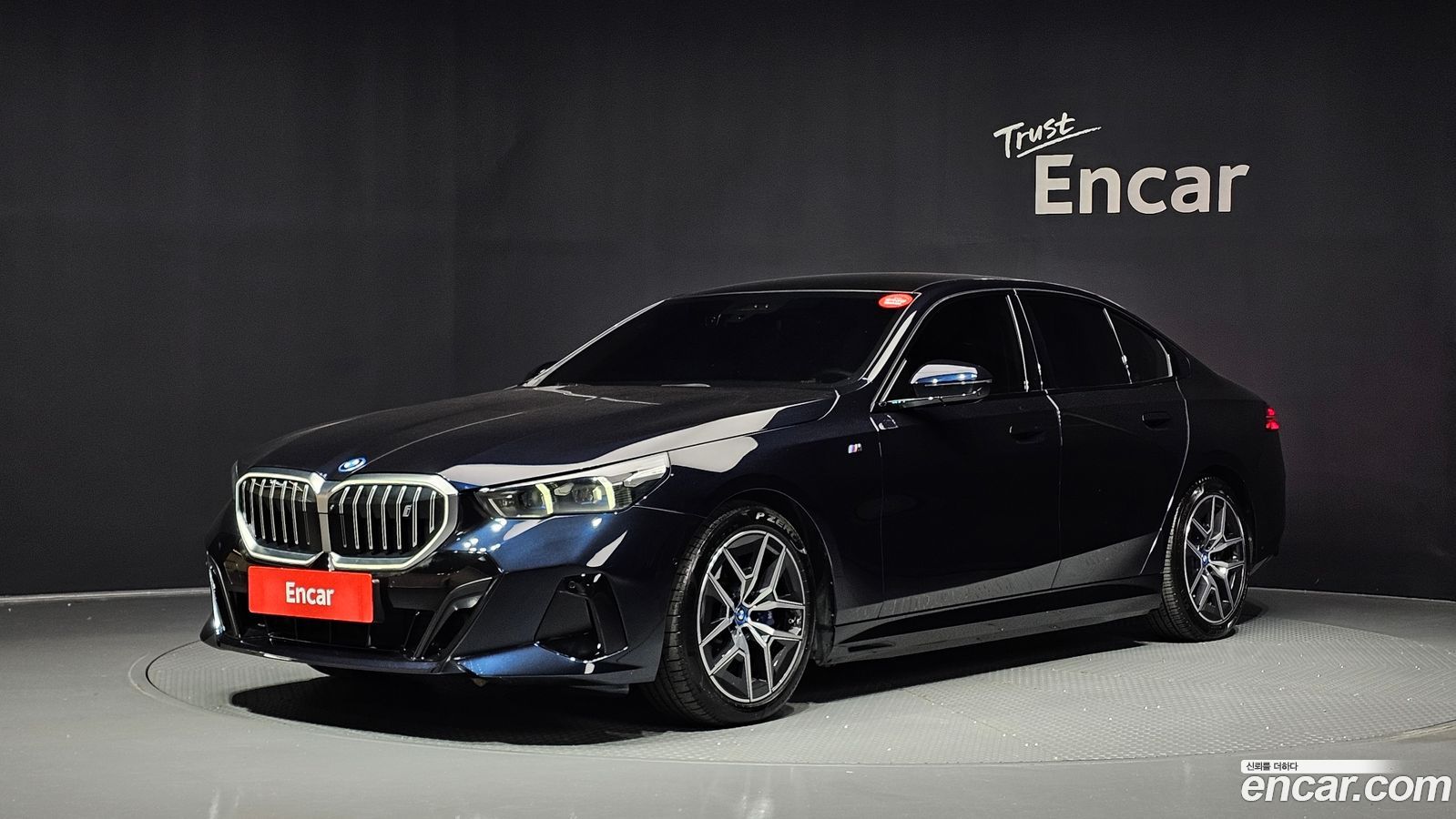 BMW i5