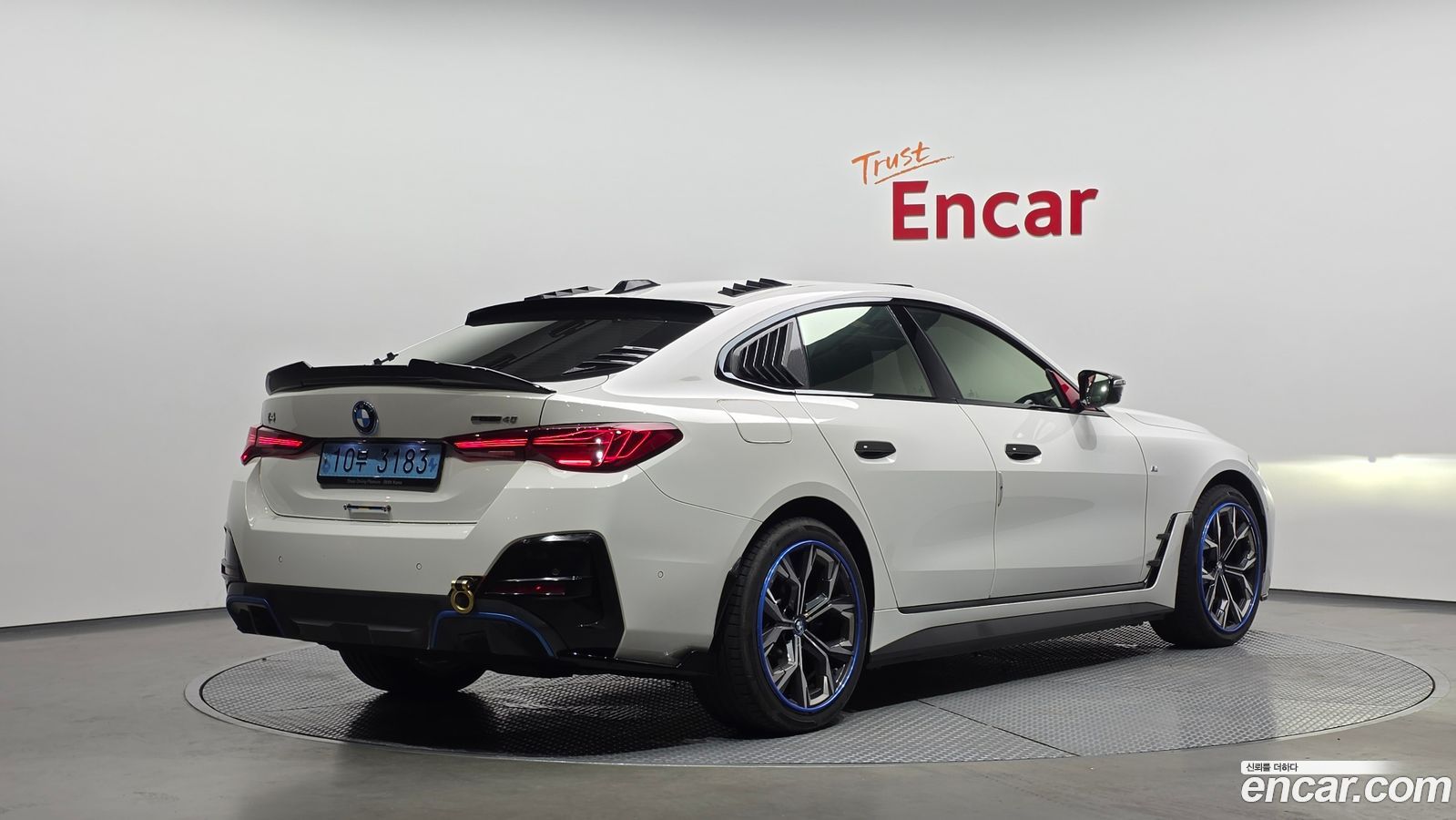 BMW i4