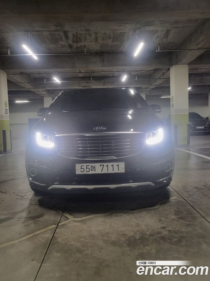 Kia Canival